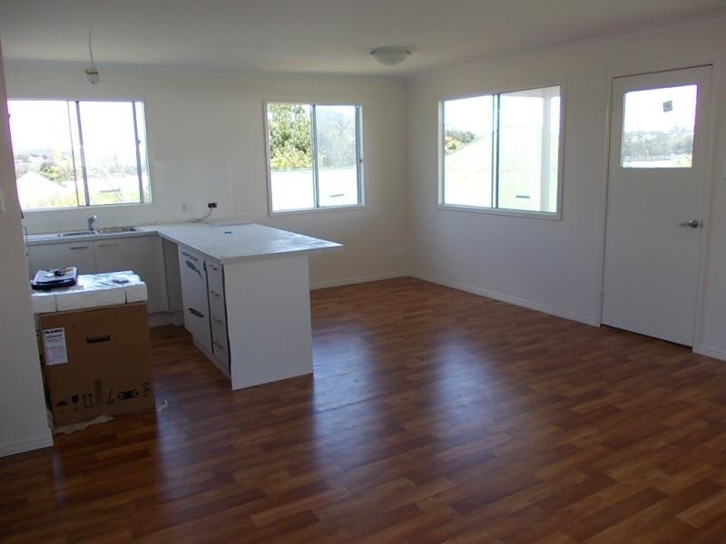 2 Lennon Lane, North Ipswich QLD 4305