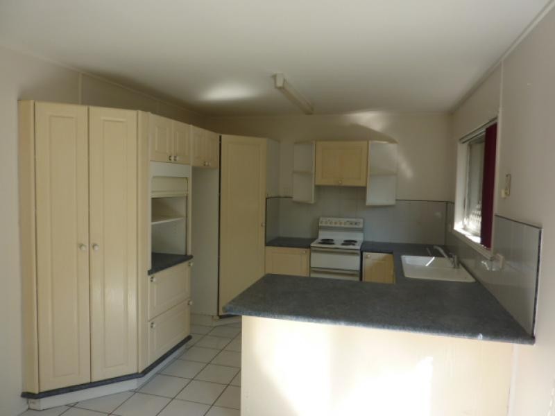13 Sydney Street, Brassall QLD 4305