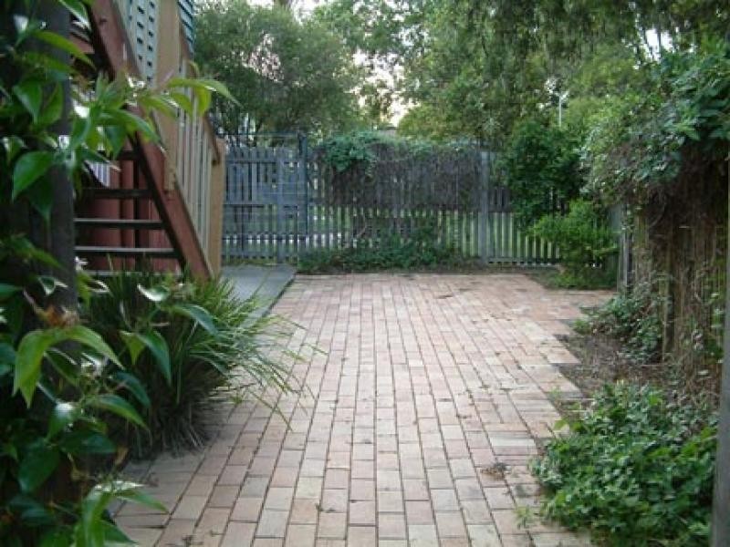 5 Phillip Street, One Mile QLD 4305