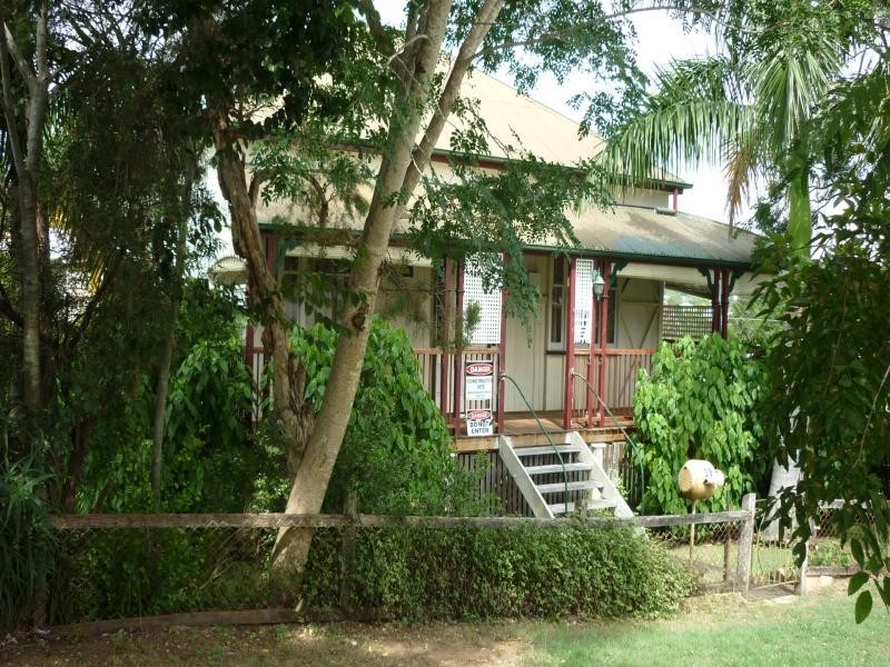 39 Pine Street, North Ipswich QLD 4305