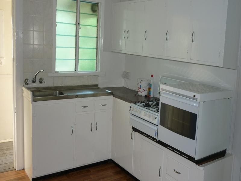 39 Pine Street, North Ipswich QLD 4305