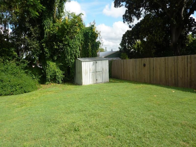 7 Queen Street, Newtown QLD 4305