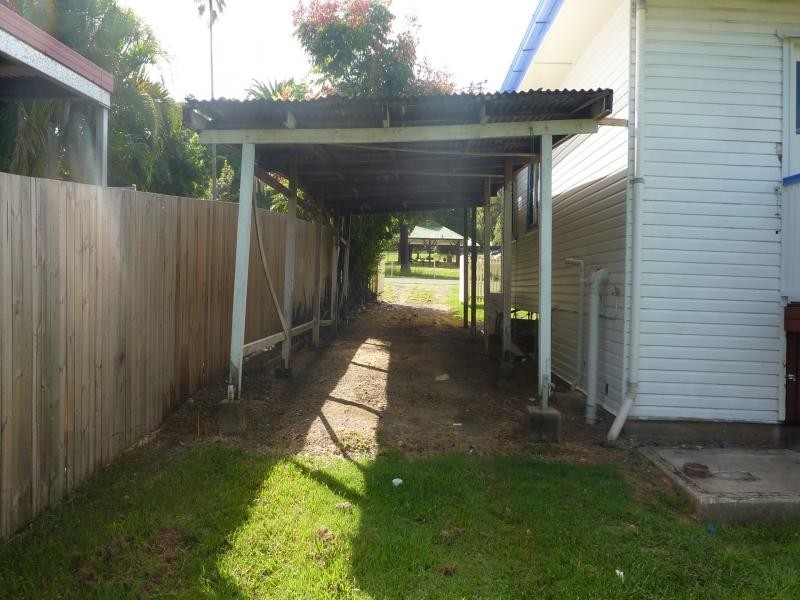 7 Queen Street, Newtown QLD 4305