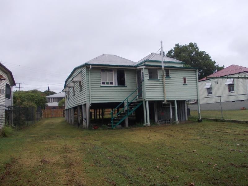 52 Railway Street, Booval QLD 4304
