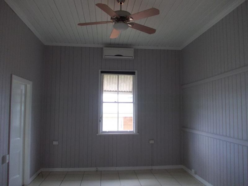 15 Pine Street, North Ipswich QLD 4305