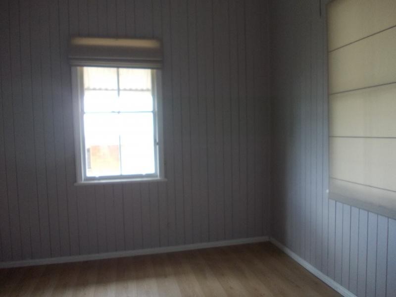 15 Pine Street, North Ipswich QLD 4305