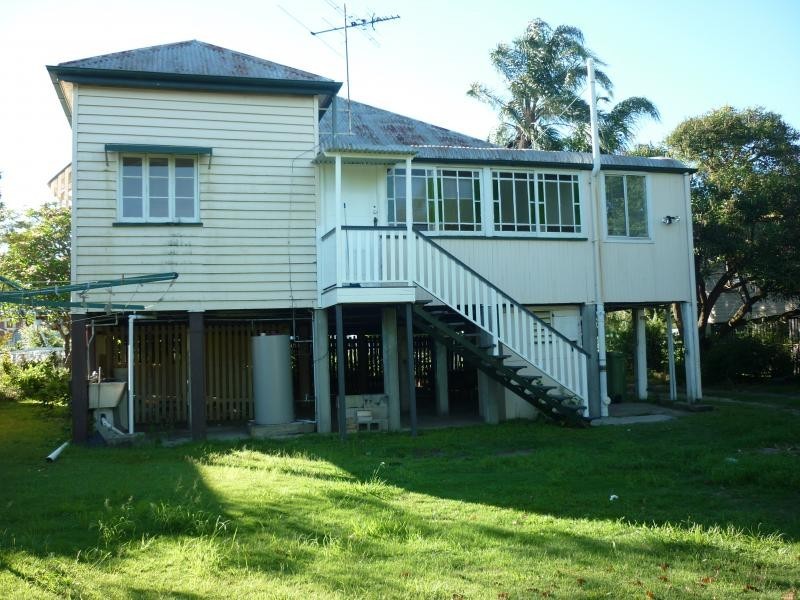 15 Pine Street, North Ipswich QLD 4305