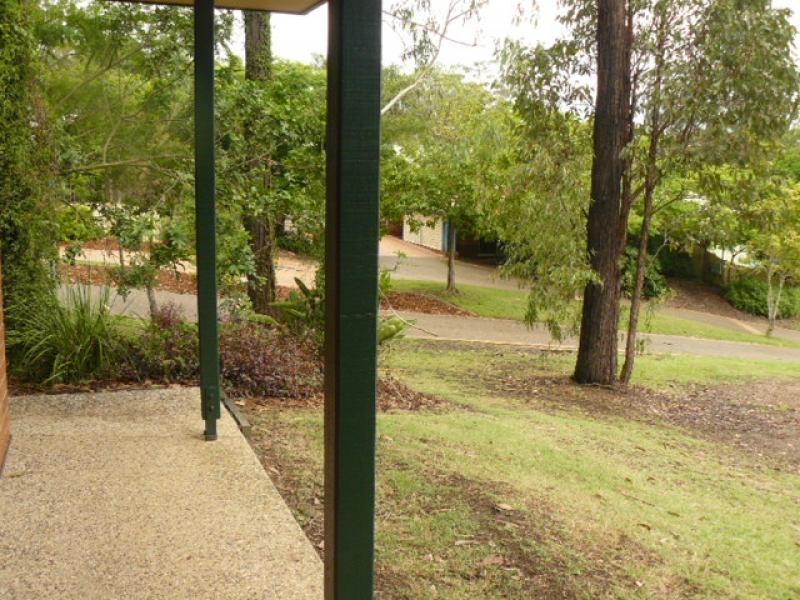1 John Staines Crescent, North Ipswich QLD 4305