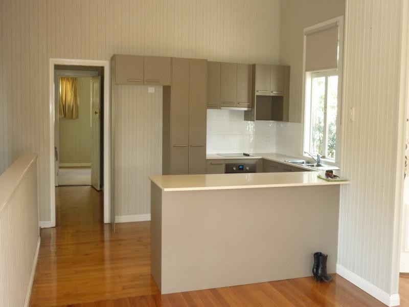 2/74 Braeside Road, Bundamba QLD 4304