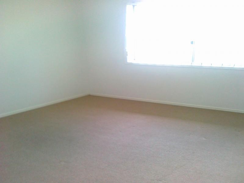 68 Anna Drive, Raceview QLD 4305