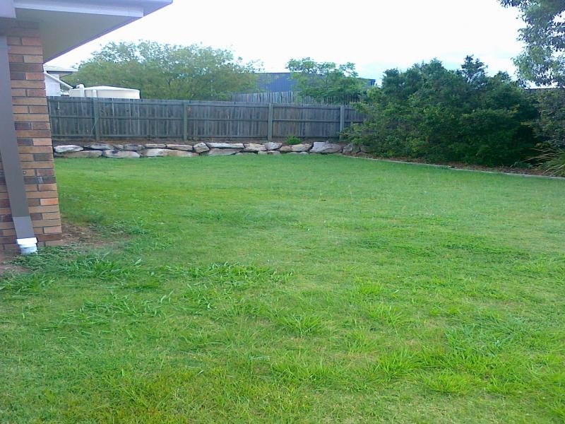 68 Anna Drive, Raceview QLD 4305