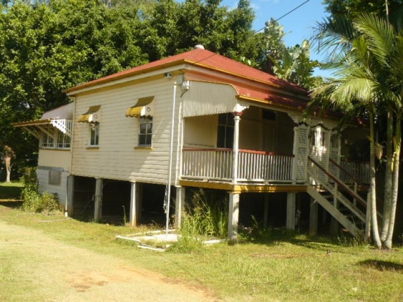 18 Smith Street, North Ipswich QLD 4305