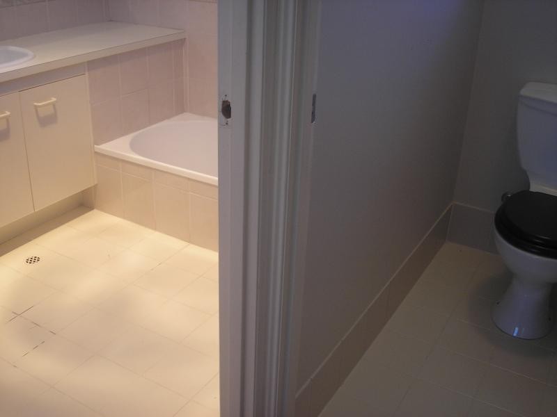 11/12 Bergin Street, Booval QLD 4304