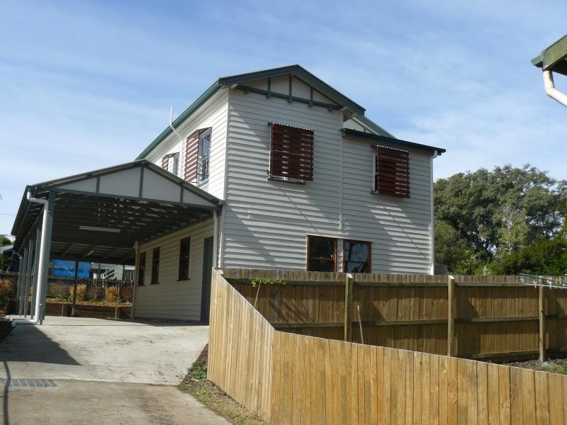 26a Lusitania Street, Newtown QLD 4305