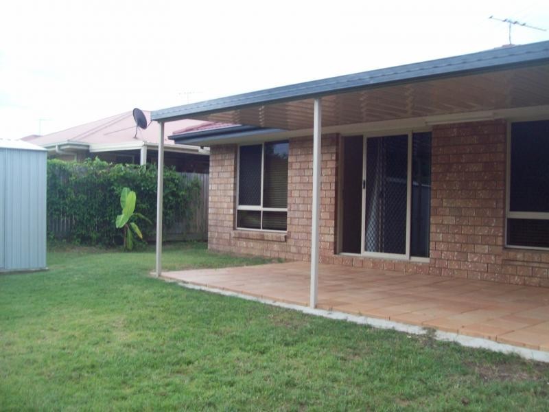 27 Des Arts Place, Wulkuraka QLD 4305