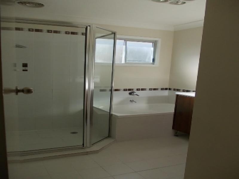 29 Rumsey Drive, Raceview QLD 4305