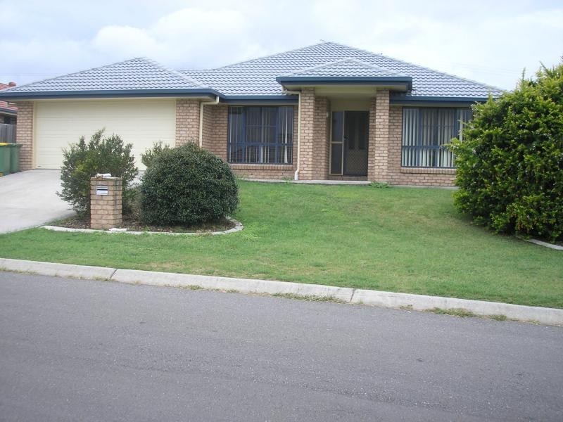 11 Dewhurst Crescent, Raceview QLD 4305