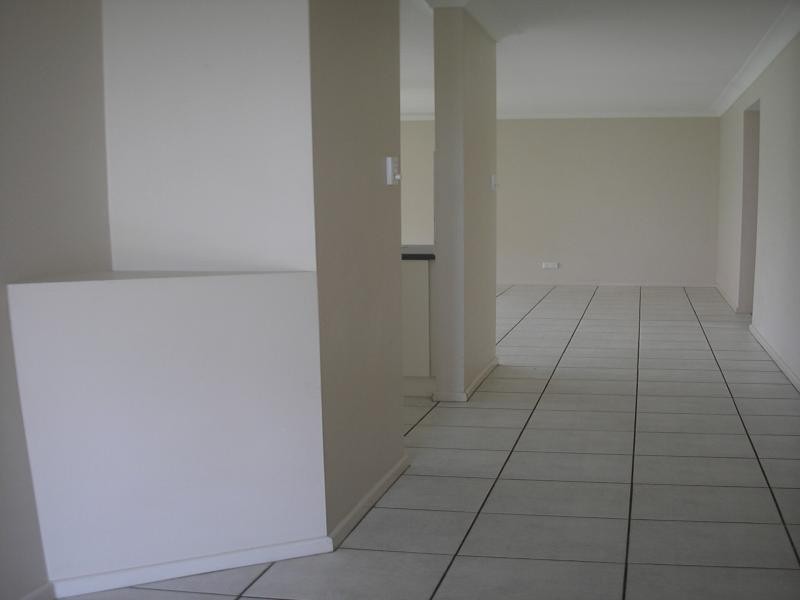 11 Dewhurst Crescent, Raceview QLD 4305