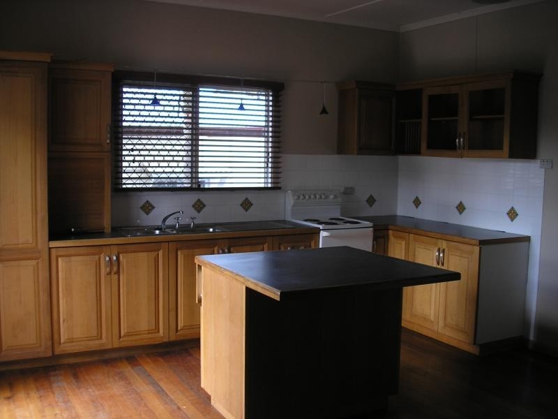 3 Wyndham Street, North Ipswich QLD 4305