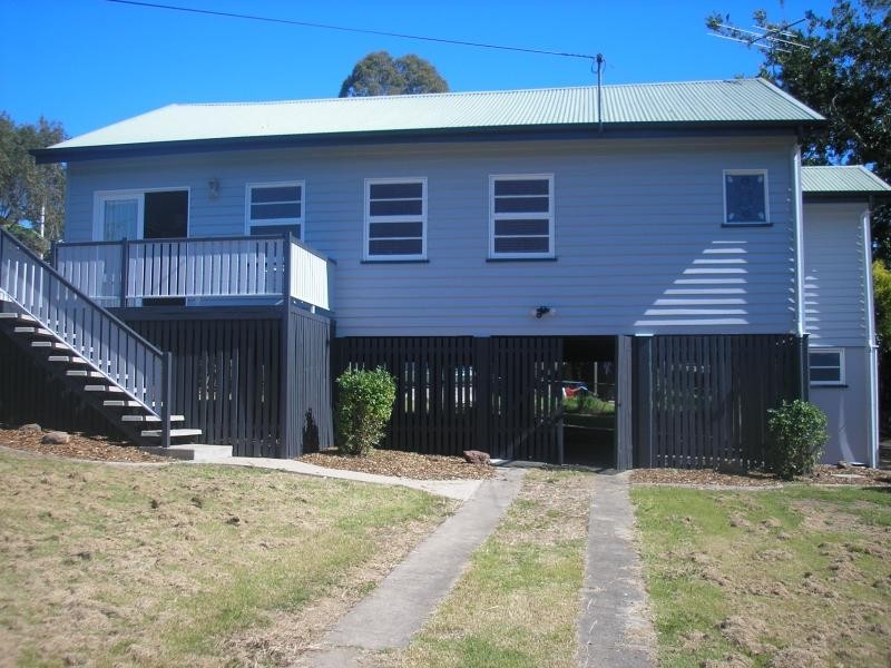 4 Hopetown Street, Tivoli QLD 4305