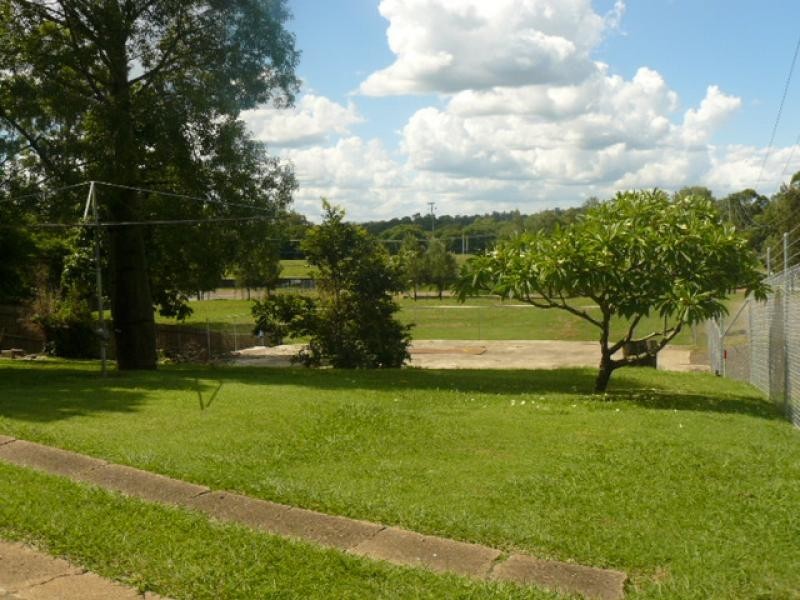 48 Flint Street, North Ipswich QLD 4305