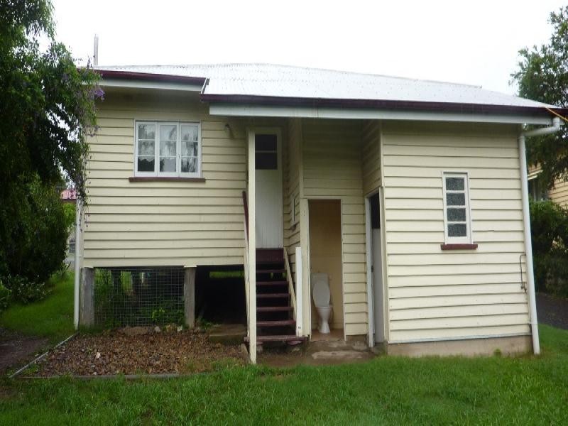 38 Stephenson Street, Sadliers Crossing QLD 4305