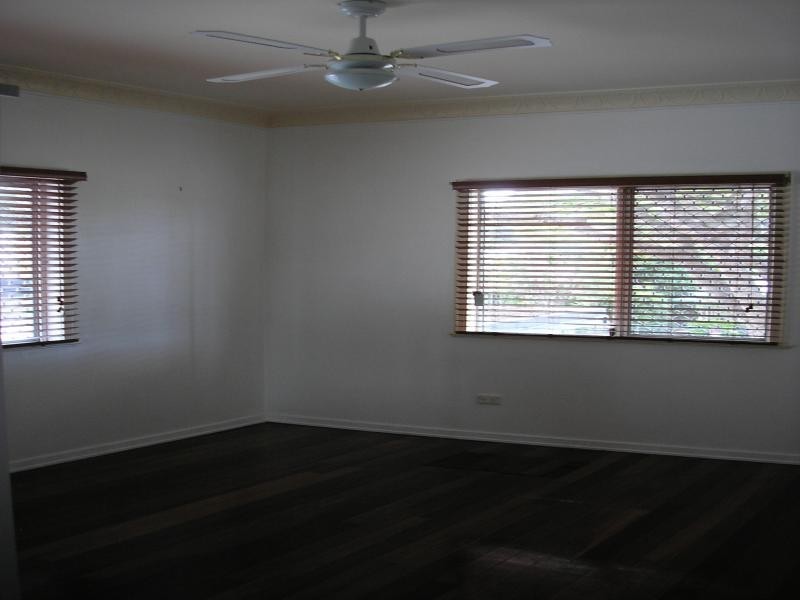 3 Wyndham Street, North Ipswich QLD 4305