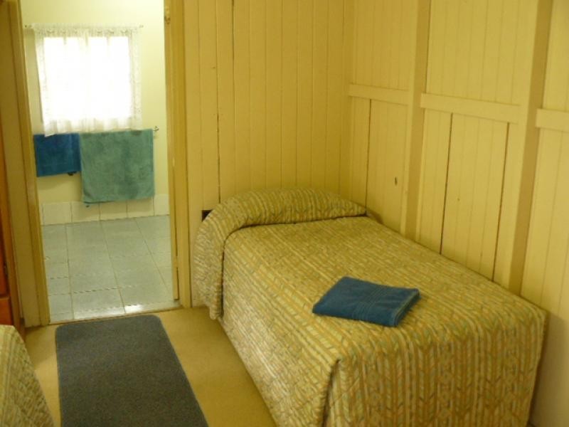 90 Warwick Road, Ipswich QLD 4305