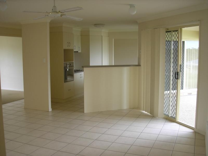 15 Sandhurst Place, Brassall QLD 4305