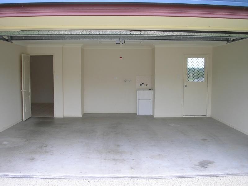 15 Sandhurst Place, Brassall QLD 4305