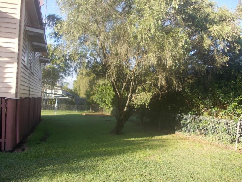 159 Blackstone Road, Silkstone QLD 4304