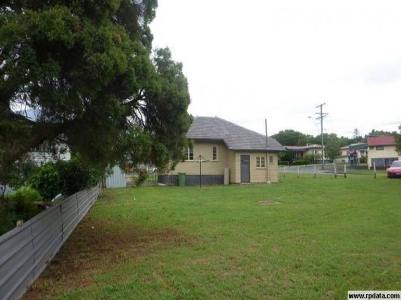 178 Glebe Road, Booval QLD 4304