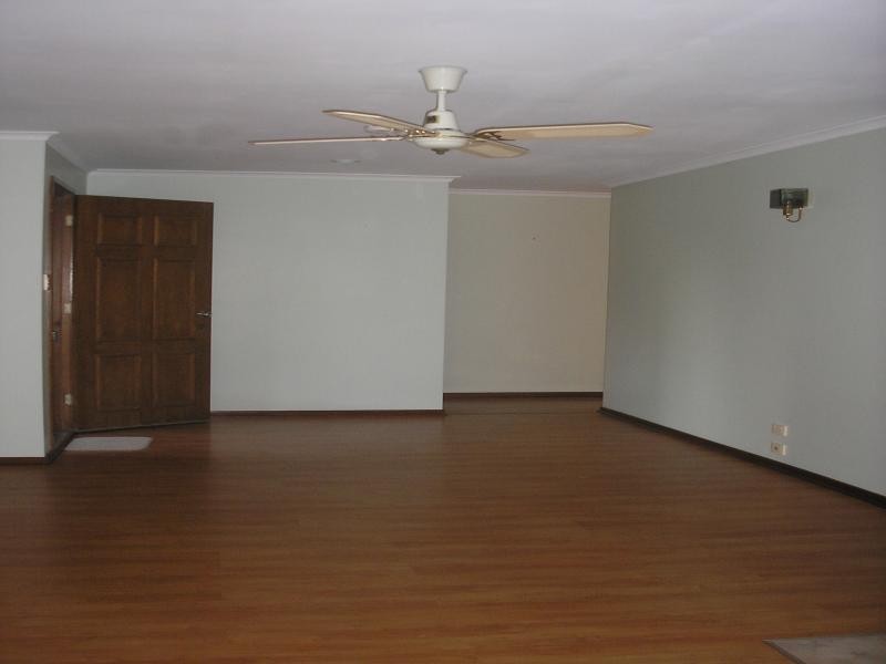 318 Haigslea-Amberley Road, Walloon QLD 4306