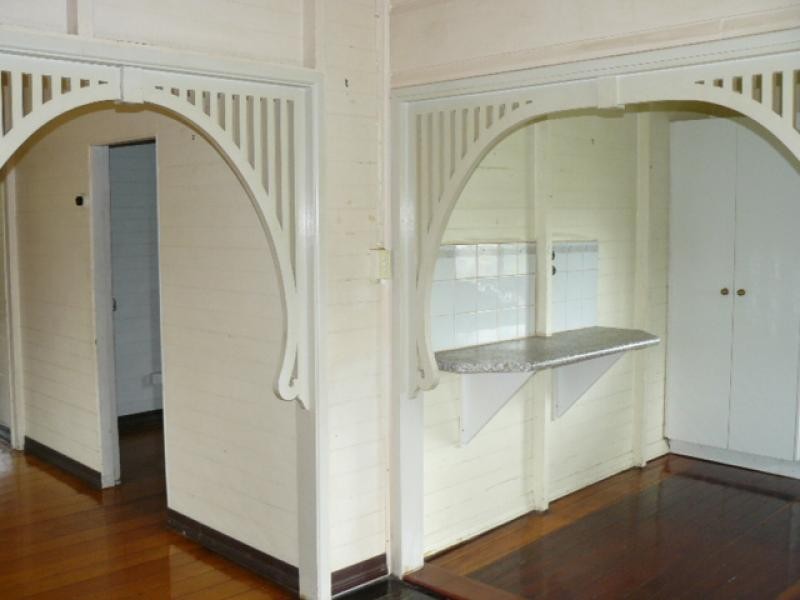 11 Perry Street, Churchill QLD 4305