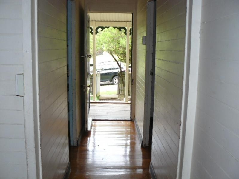 11 Perry Street, Churchill QLD 4305