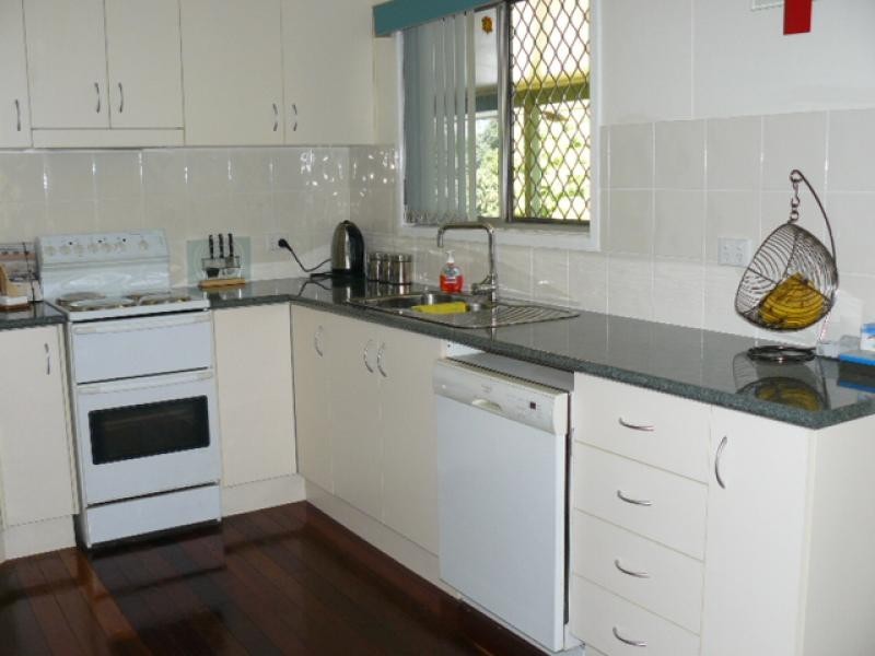 29 Rapur Street, Raceview QLD 4305