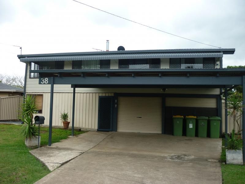 38 Edgar Street, Eastern Heights QLD 4305