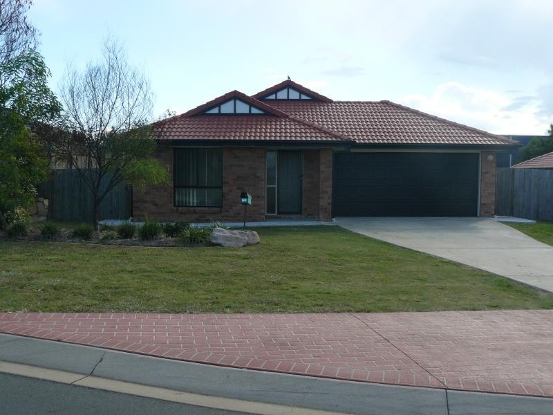 60 Anna Drive, Raceview QLD 4305