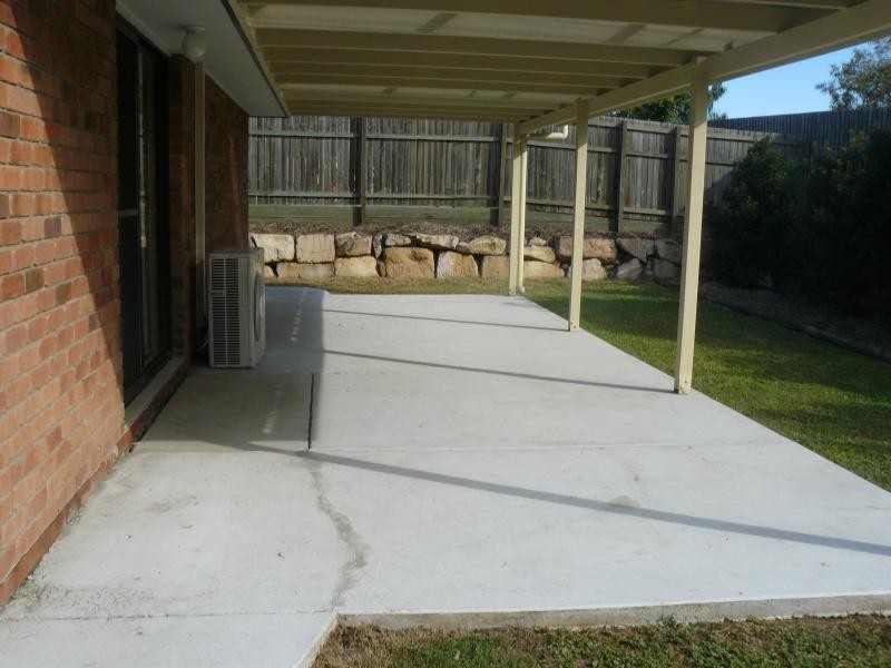 60 Anna Drive, Raceview QLD 4305
