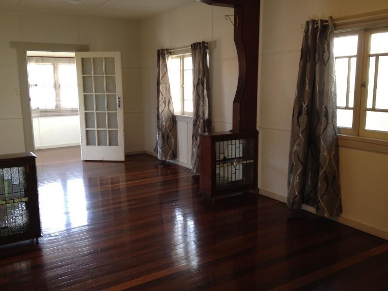 10a Martin Street, Ipswich QLD 4305