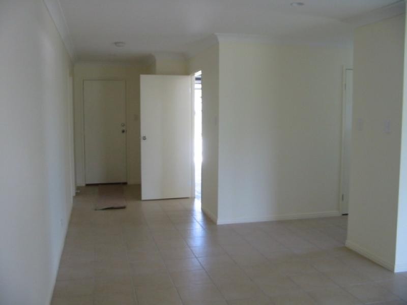 36 Barnes Court, Redbank Plains QLD 4301