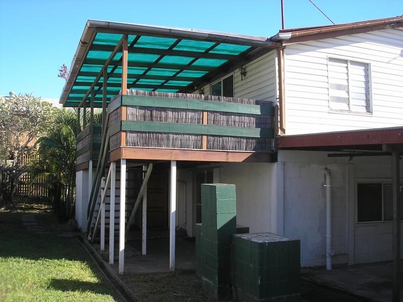 18 Green Street, Booval QLD 4304