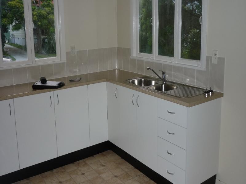 4 Harold Street, Bundamba QLD 4304