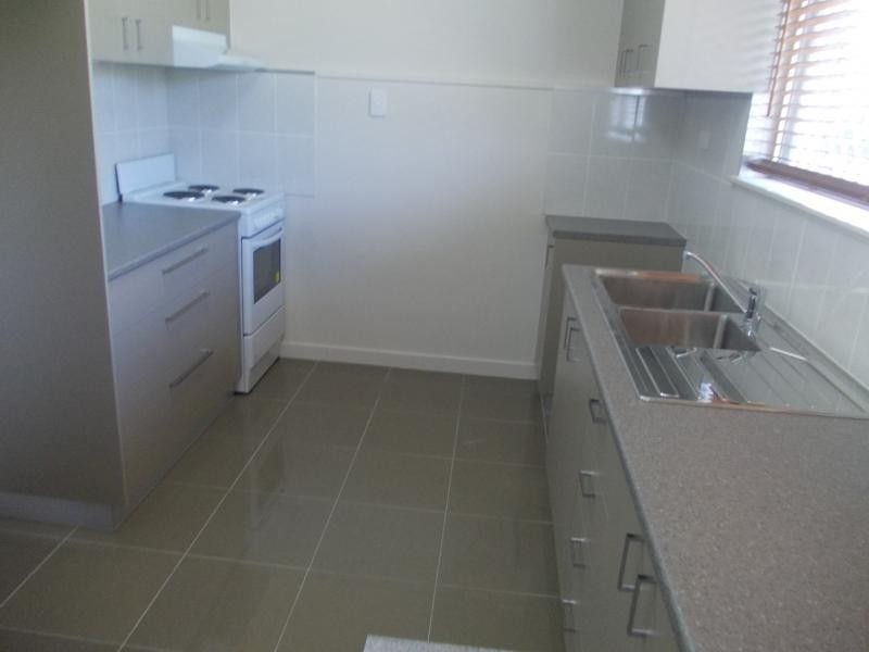 2/19 Mortimer Street, Ipswich QLD 4305