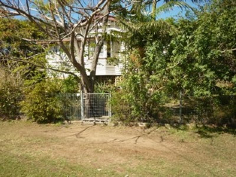 24 Frederick Street, Newtown QLD 4305