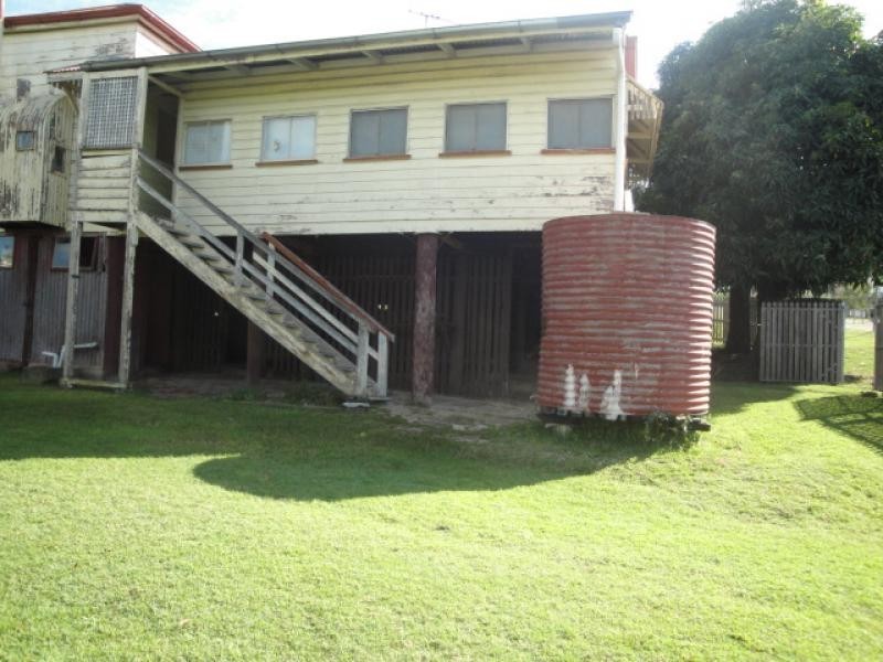 46 Moffatt Street, Ipswich QLD 4305