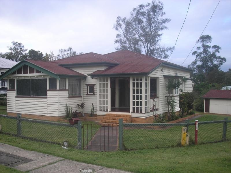 17 Waterworks Road, North Ipswich QLD 4305