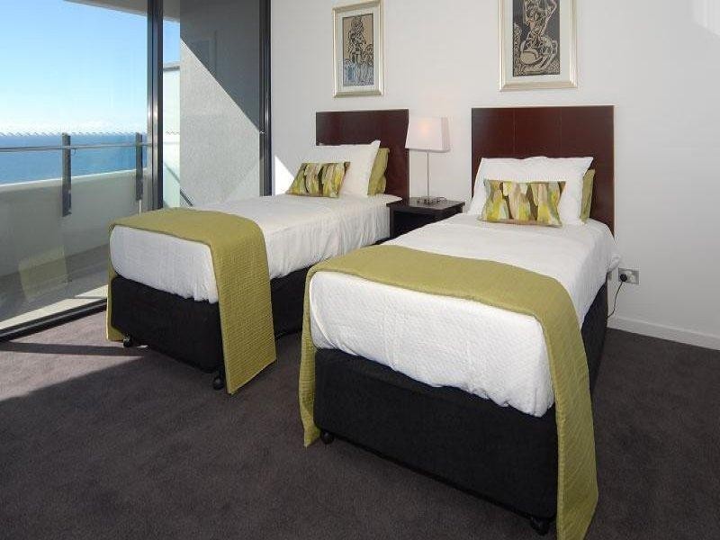 Broadbeach QLD 4218
