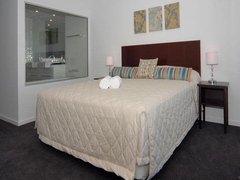 Broadbeach QLD 4218