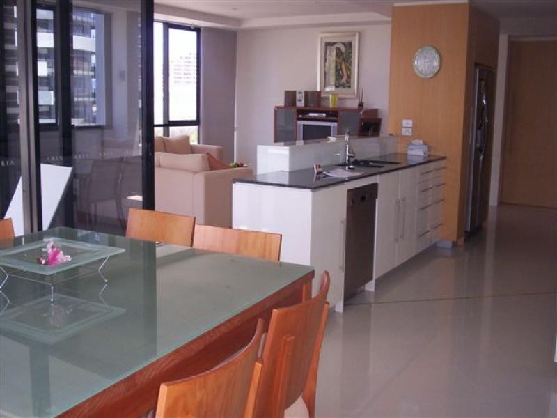 Broadbeach QLD 4218